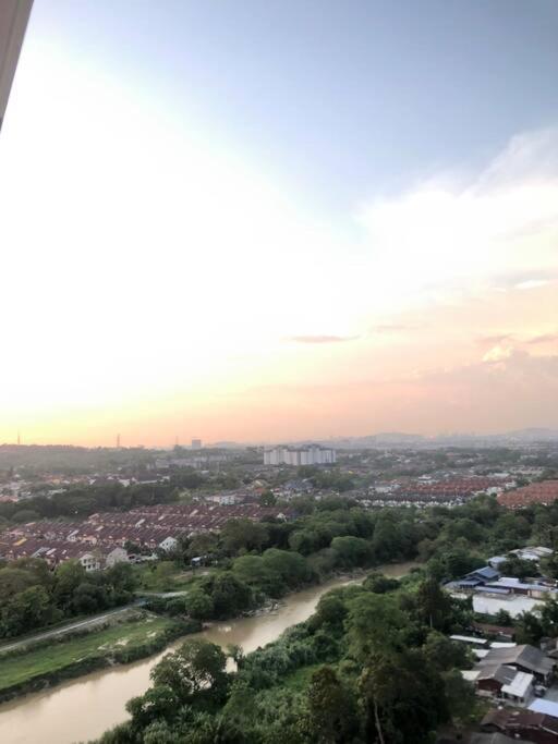 Mishal'S Homestay-Vista Bangi Studio Service Apartment Kajang Buitenkant foto